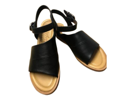 Ardice Sandals - Black Carnation